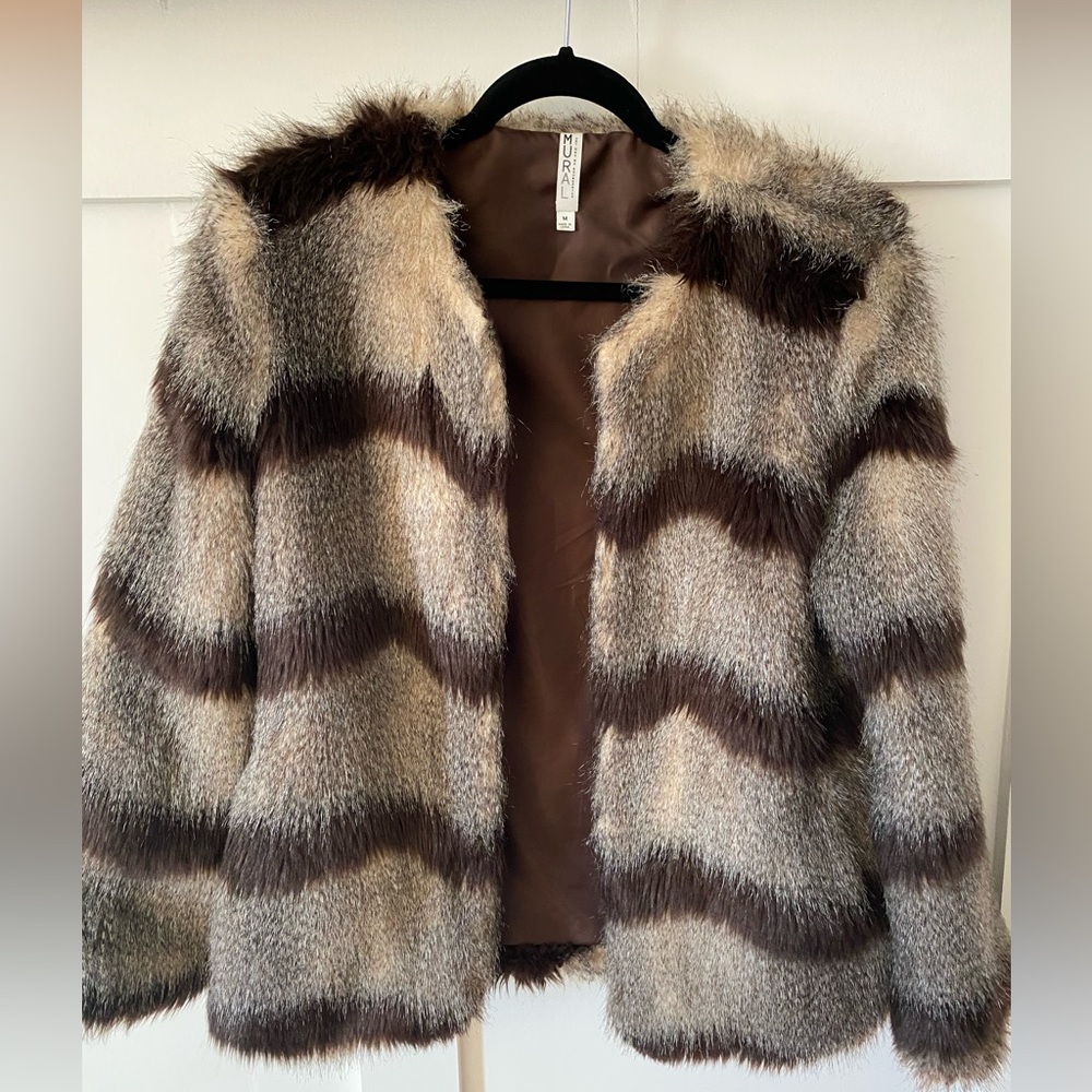 Mural Faux Fur Jacket excellent condition